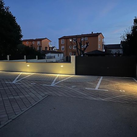 Apartment Igor 5 **** Μεντουλίν Εξωτερικό φωτογραφία